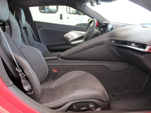 Used 2024 Chevrolet Corvette Z06 RWD image 19