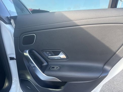 Used 2020 Mercedes-Benz CLA 250 image 13