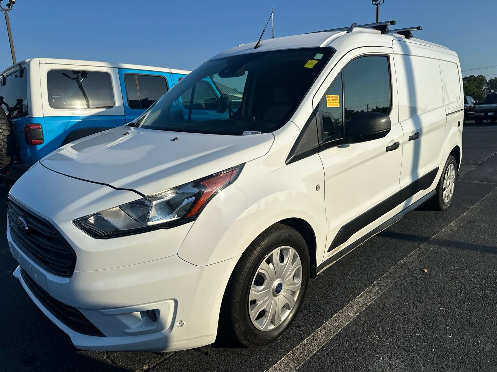 Used 2023 Ford Transit Connect XLT FWD image 1