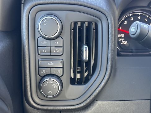 Used 2026 Chevrolet Silverado 1500 Custom AWD/4WD image 29