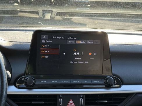 Used 2023 Kia Forte LXS image 10