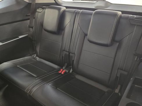 Used 2022 Volkswagen Atlas SEL AWD/4WD image 9