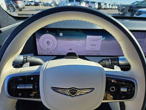 Used 2025 Genesis GV80 3.5T Prestige image 21