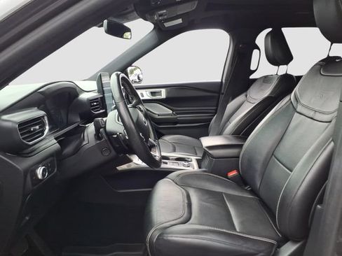 Used 2020 Ford Explorer ST w/ ST High-Performance Pack AWD/4WD image 12
