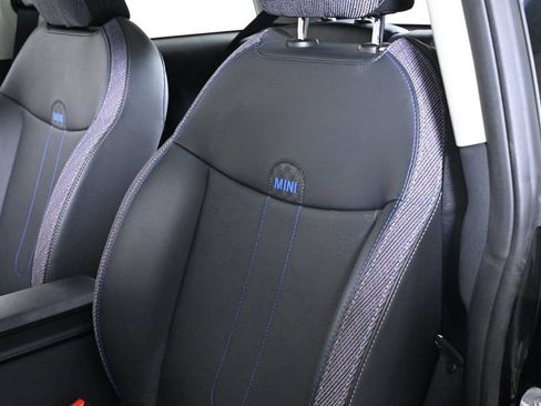 Used 2025 MINI Cooper S FWD image 19