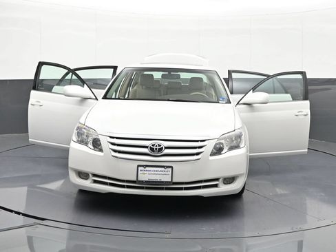 Used 2005 Toyota Avalon XLS FWD image 41