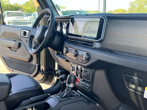 New 2025 Jeep Wrangler Unlimited Sport S 4xe AWD/4WD image 29