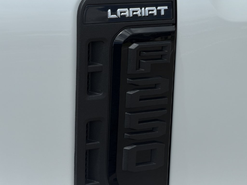 Used 2024 Ford F250 Lariat w/ Lariat Ultimate Package AWD/4WD image 12
