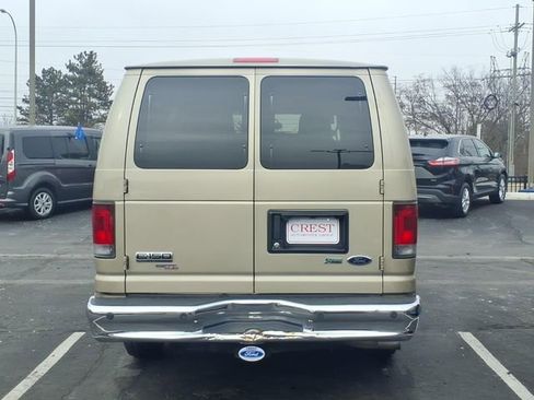 Used 2013 Ford E-150 and Econoline 150 XLT w/ XLT Premium Pkg image 6