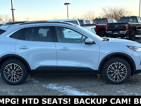 New 2026 Ford Escape SE FWD image 29