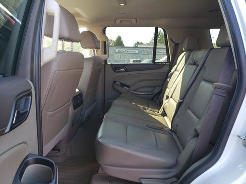 Used 2018 GMC Yukon SLT image 12