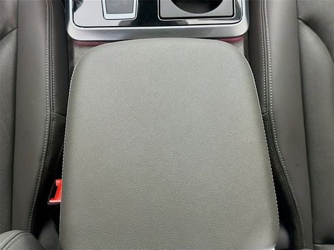 Used 2021 Audi Q8 Premium Plus w/ Premium Plus Package image 25