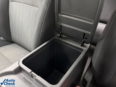 Used 2024 Nissan Sentra SV image 24