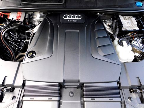 Used 2018 Audi Q7 2.0T Premium Plus w/ Premium Plus Package image 27