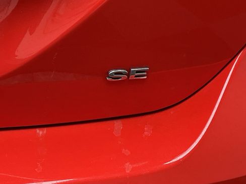 Used 2014 Ford Focus SE image 22