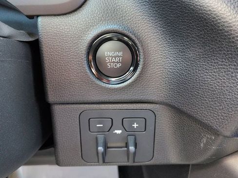 Used 2026 Toyota Tundra SR5 w/ SR5 Premium Package AWD/4WD image 23