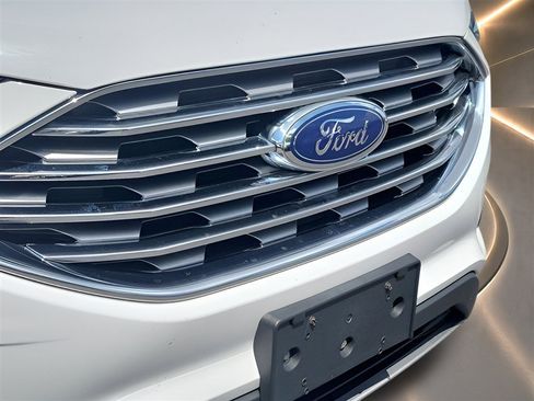 Used 2022 Ford Edge SEL AWD/4WD image 26