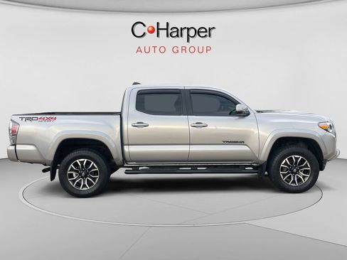 Used 2021 Toyota Tacoma TRD Sport w/ Technology Package AWD/4WD image 2