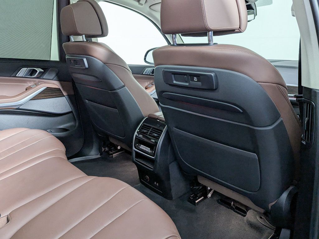 Used 2021 BMW X7 xDrive40i w/ Premium Package AWD/4WD image 43