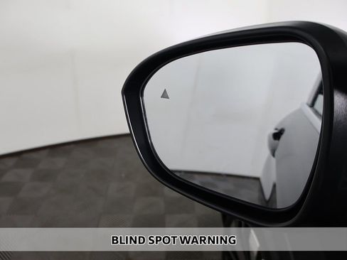 New 2025 Mitsubishi Outlander SEL image 8