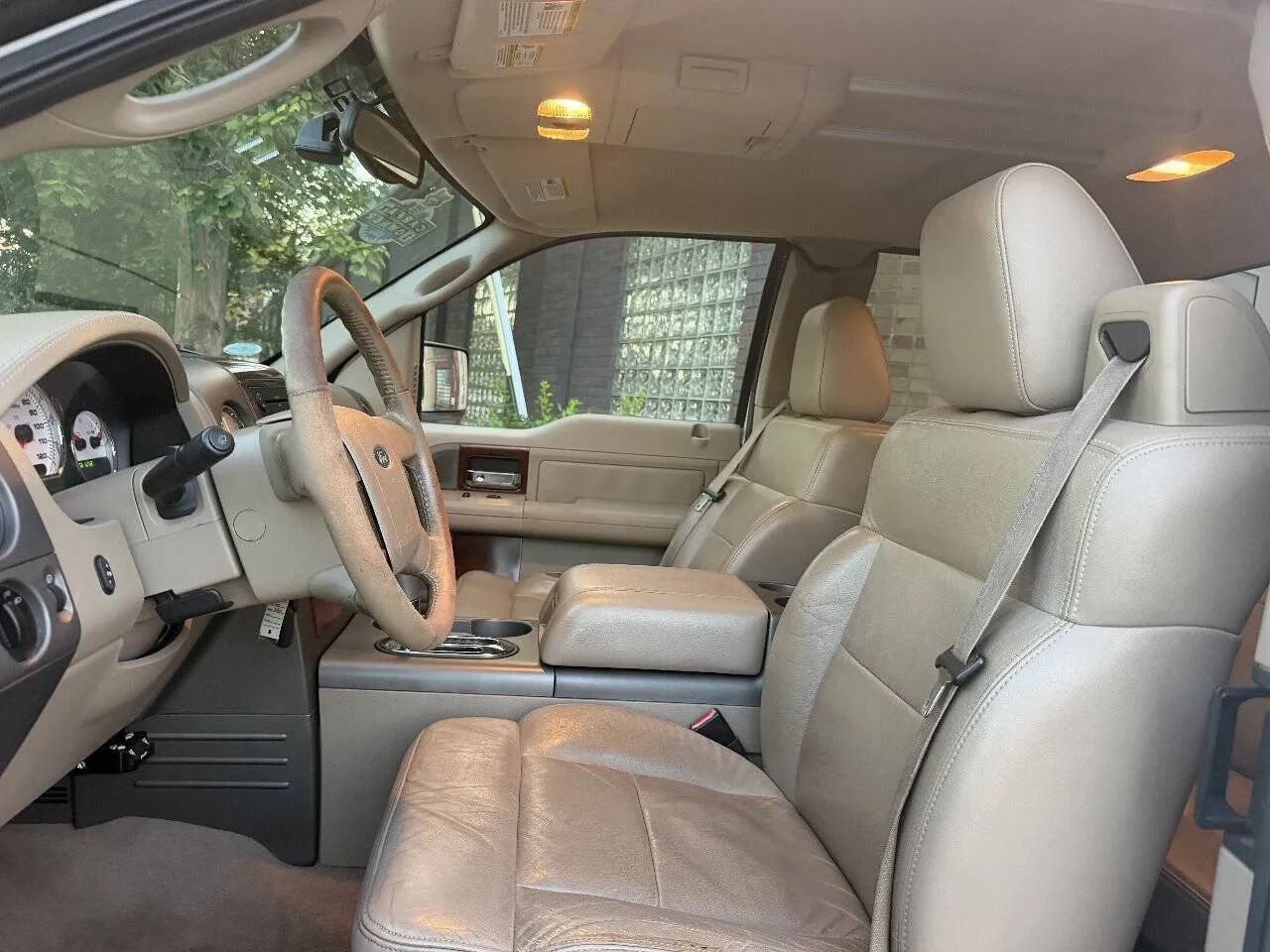 Used 2005 Ford F150 Lariat AWD/4WD image 26