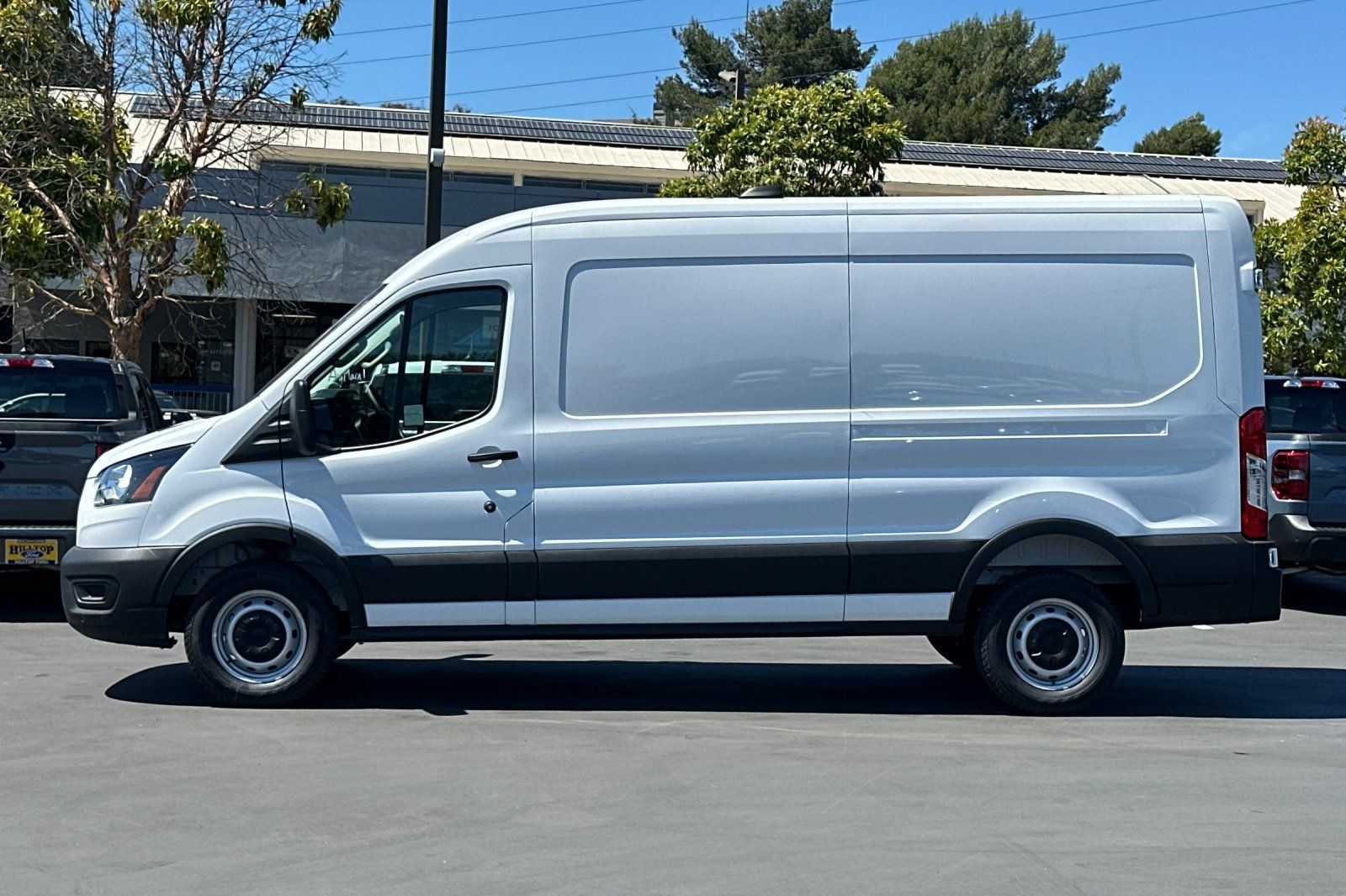 New 2026 Ford Transit 250 148 Medium Roof w/ Load Area Protection Package RWD image 7