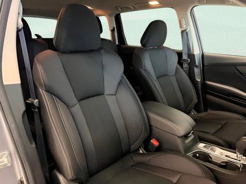 Used 2024 Subaru Ascent Premium w/ Convenience Package image 18