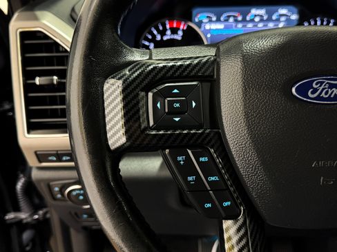 Used 2022 Ford F350 Lariat w/ Black Appearance Package image 22