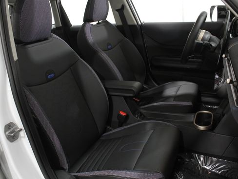 Certified 2025 MINI Cooper S image 16