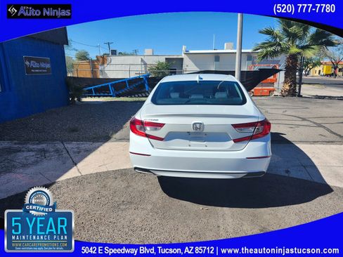 Used 2018 Honda Accord LX image 12