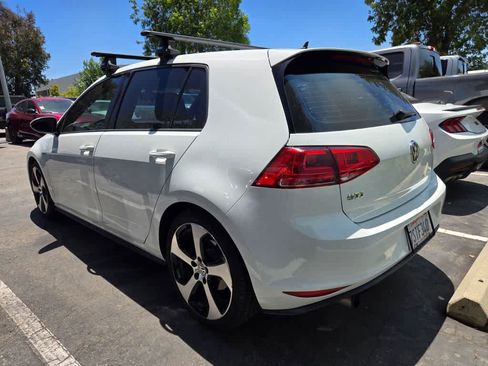Used 2016 Volkswagen GTI SE w/ Lighting Package (SEL) FWD image 7