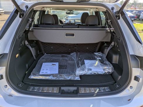 New 2026 Mitsubishi Outlander SE image 13