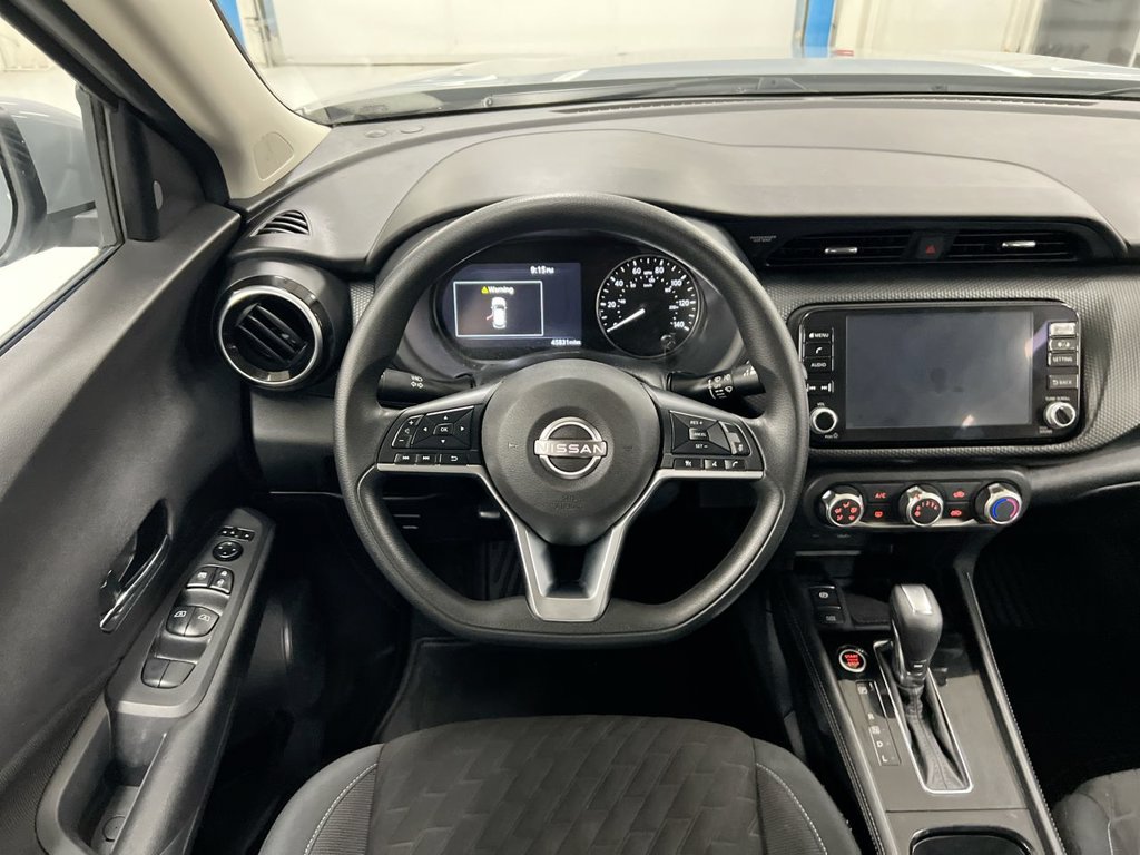 Used 2023 Nissan Kicks SV FWD image 11
