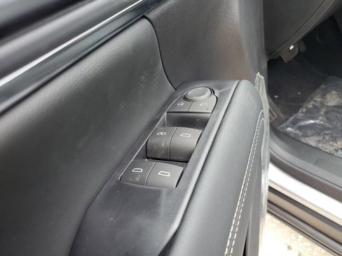 New 2027 GMC Terrain Elevation w/ Black Edition FWD image 18