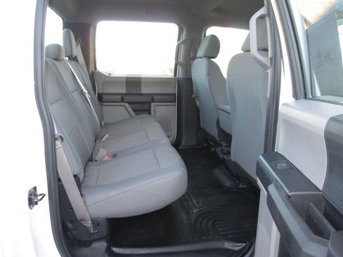Used 2018 Ford F250 XL w/ Power Equipment Group AWD/4WD image 24