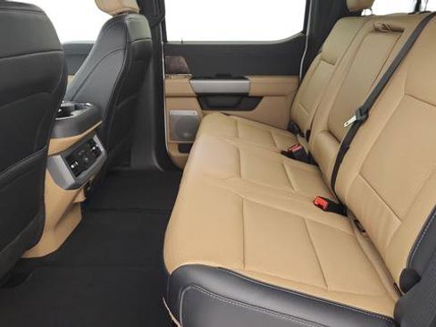 New 2026 Ford F250 Lariat w/ Chrome Package image 21