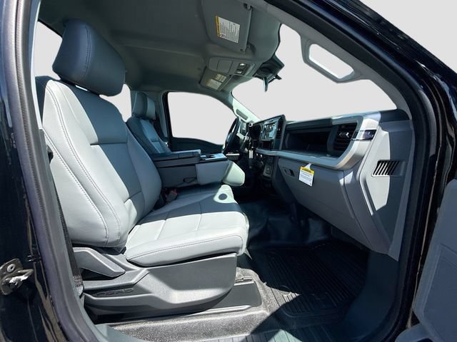 New 2025 Ford F250 XL w/ XL Driver Assist Package AWD/4WD image 24