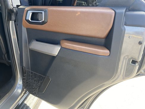 Used 2022 Ford Bronco Outer Banks AWD/4WD image 18