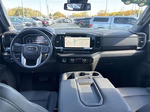 Certified 2023 GMC Sierra 1500 SLT image 20