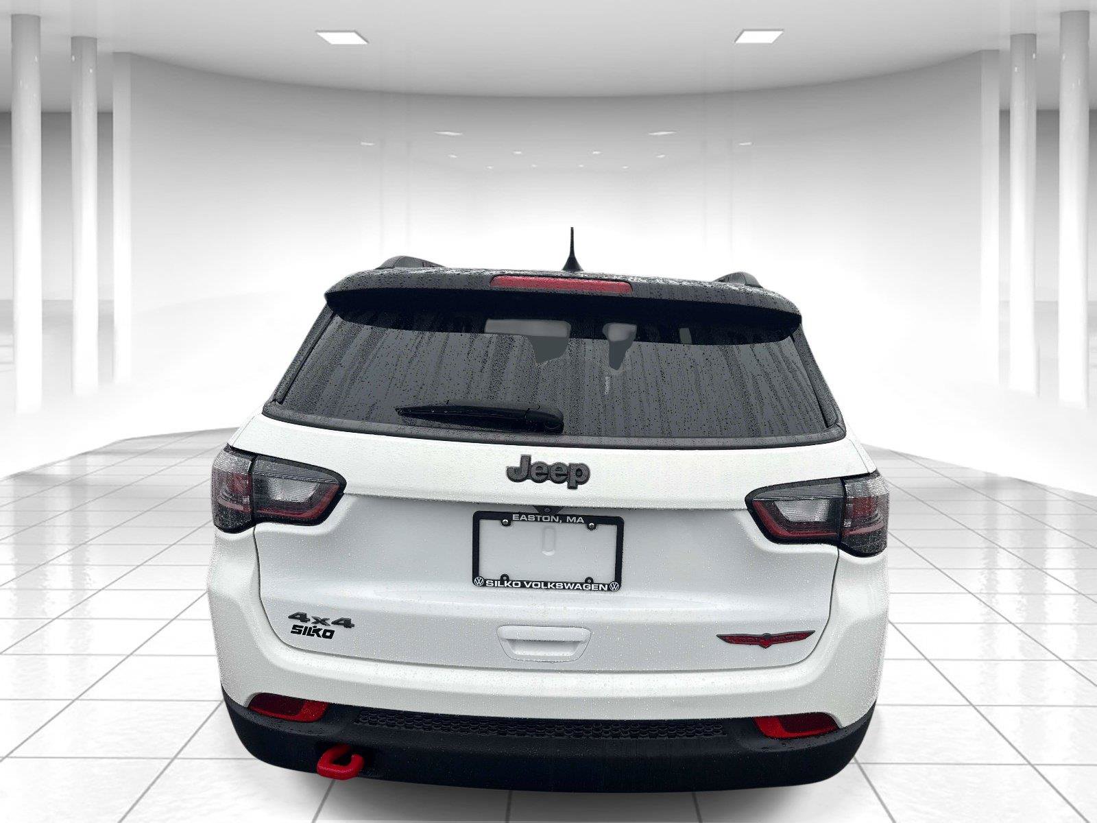 Used 2022 Jeep Compass Trailhawk w/ Trailhawk Elite Group AWD/4WD image 4
