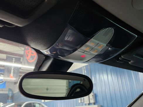 Used 2005 Mercedes-Benz SLK 55 AMG image 36