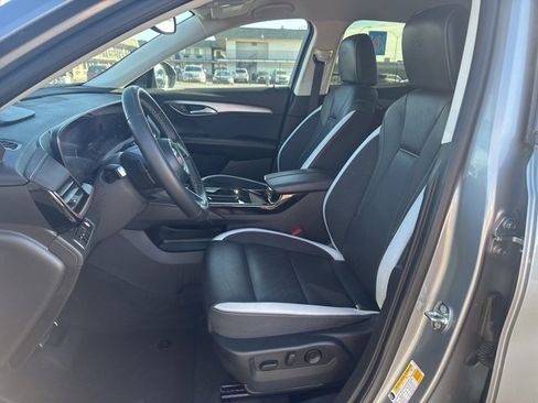 Used 2025 Buick Envision Sport Touring image 17