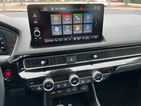 Certified 2024 Honda Civic Touring image 18