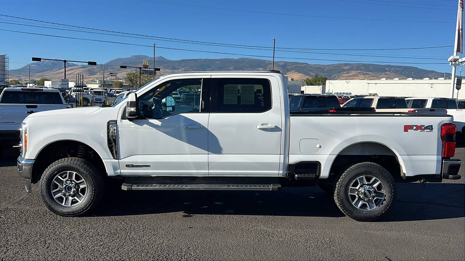 Used 2023 Ford F350 Lariat w/ FX4 Off-Road Package AWD/4WD image 9