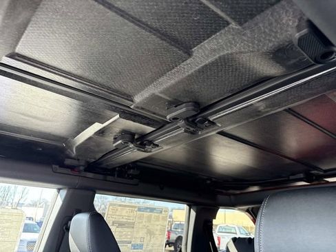 New 2025 Ford Bronco Badlands image 22