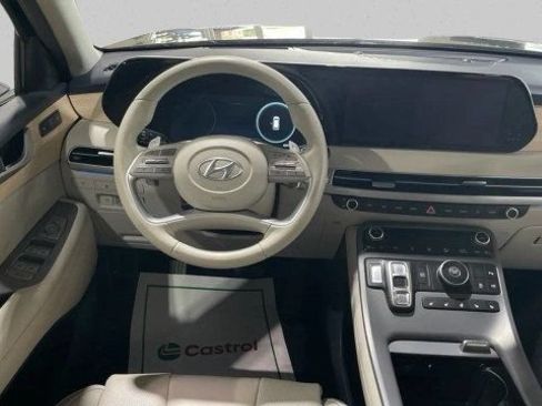 Used 2024 Hyundai Palisade Limited FWD image 16