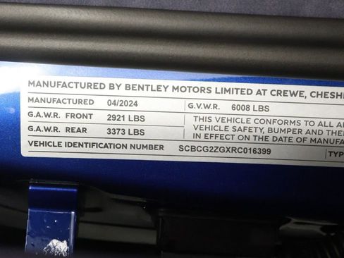 Used 2024 Bentley Continental GT V8 image 21