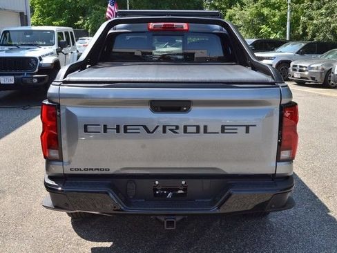 Used 2025 Chevrolet Colorado Z71 w/ Midnight Edition AWD/4WD image 7