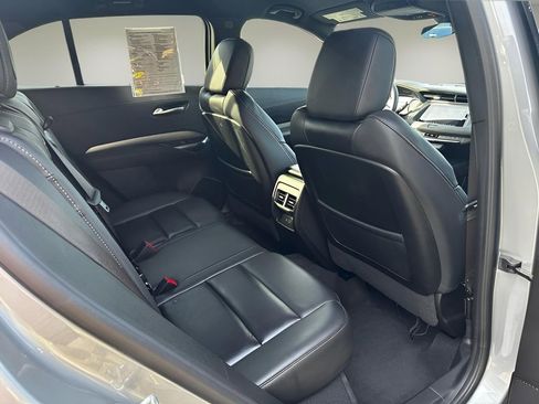 Used 2023 Cadillac XT4 Premium Luxury image 21