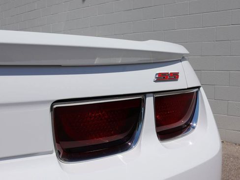 Used 2012 Chevrolet Camaro SS RWD image 35